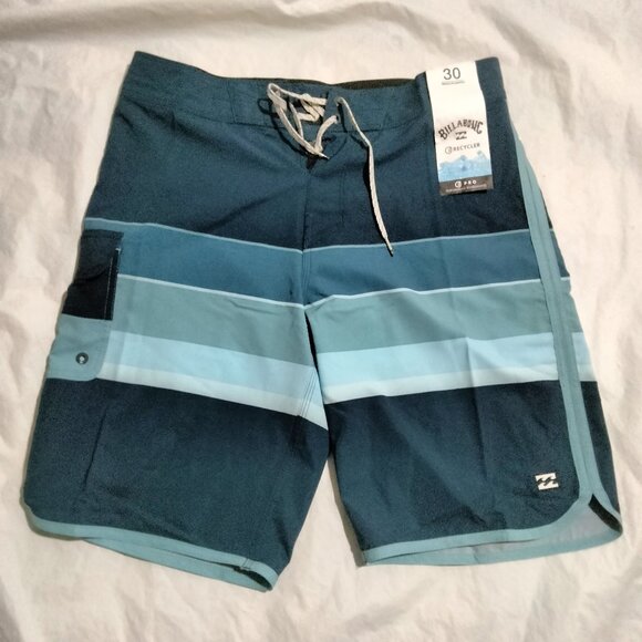 Billabong Pro Performanc Board Shorts Trunks Mens Size 30 Swim Surf Striped BLUE - Picture 1 of 7